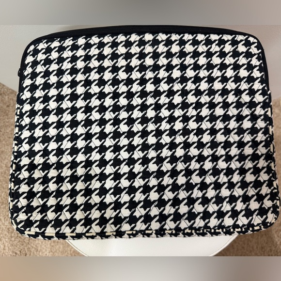 Vera Bradley computer case - Picture 2 of 5